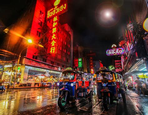 Thailand is a global capital of (illegal) sex work .